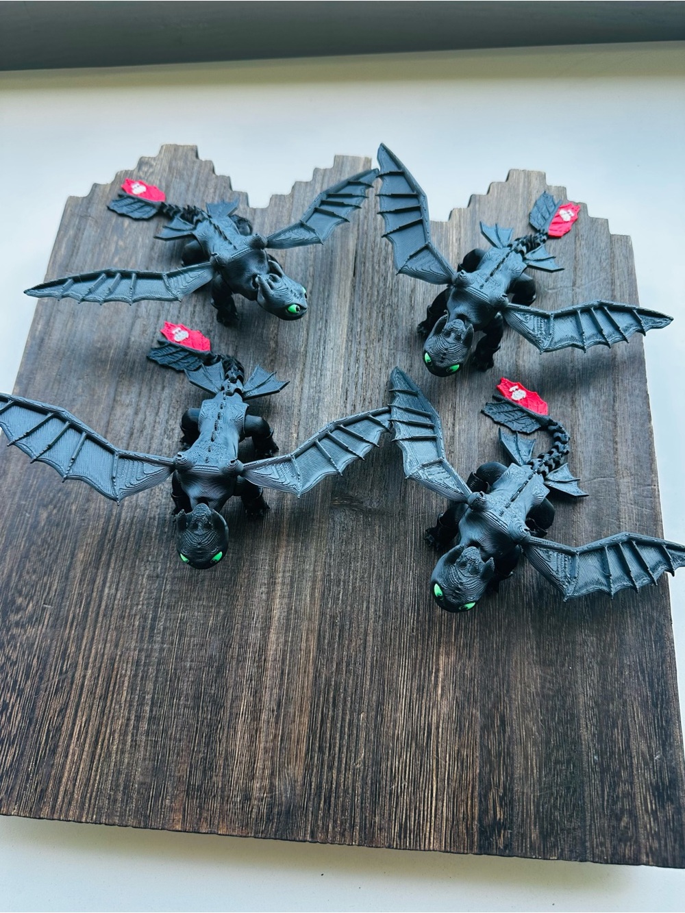 1 3D dragon not all 4 (sold separately)